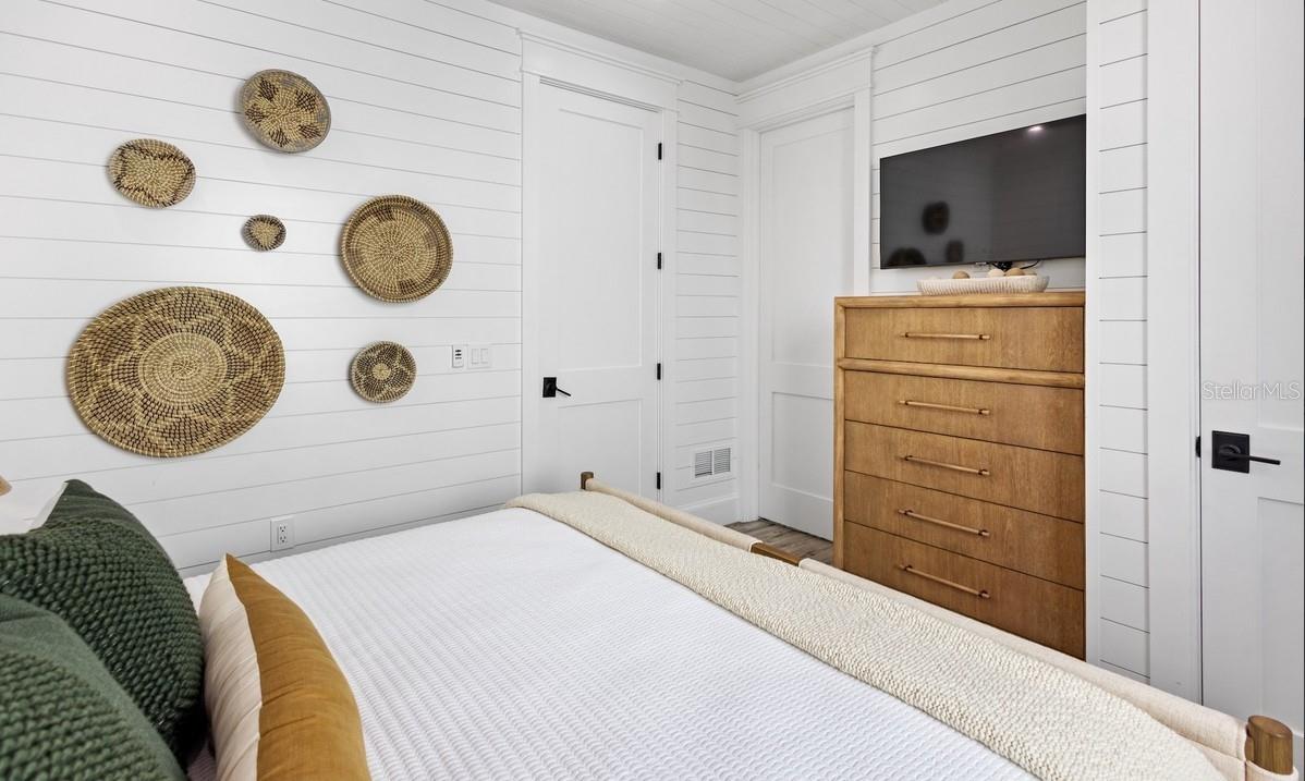 CORRECTED OF AZURE SHORES - Residential