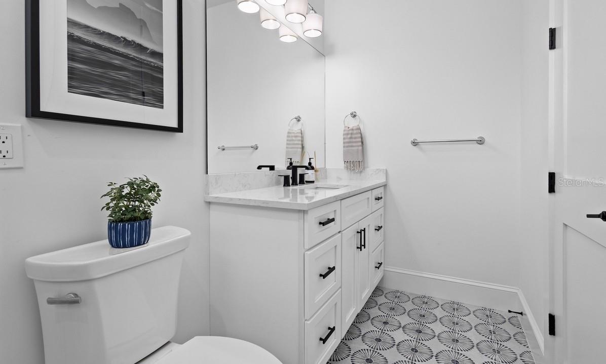 CORRECTED OF AZURE SHORES - Residential