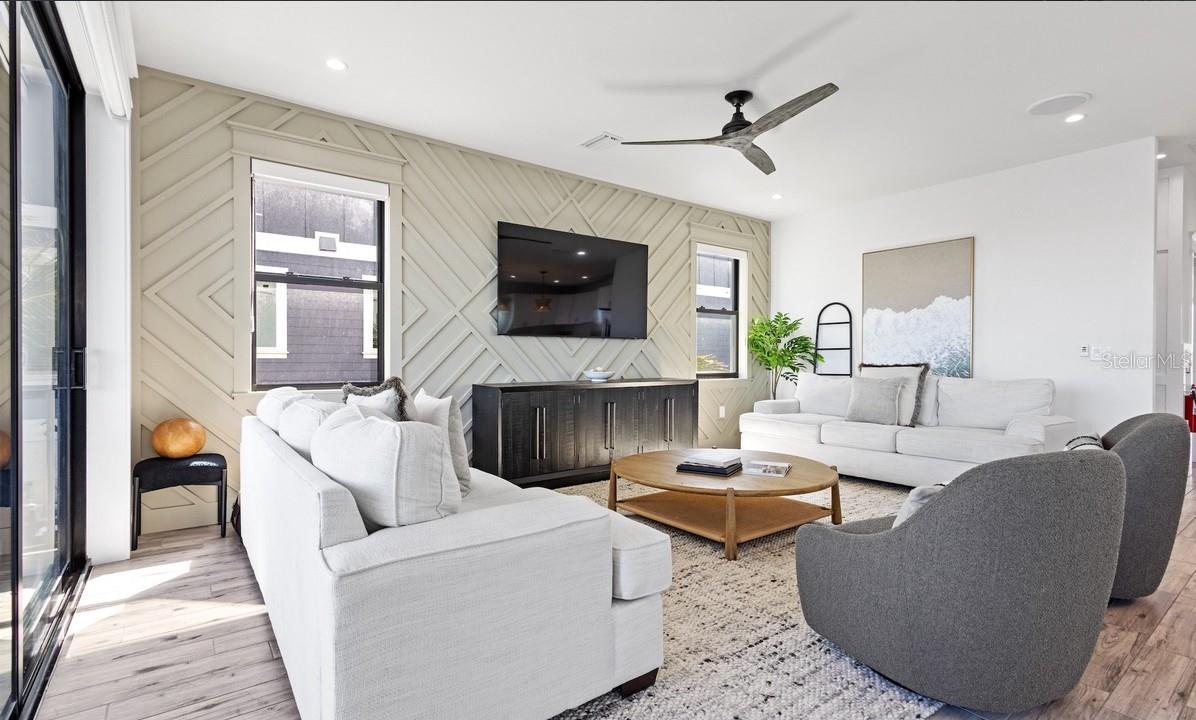 CORRECTED OF AZURE SHORES - Residential