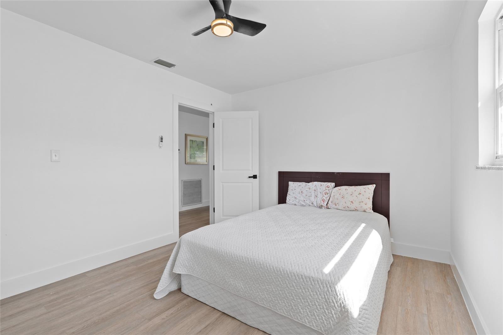 SHOREACRES CENTER - Residential