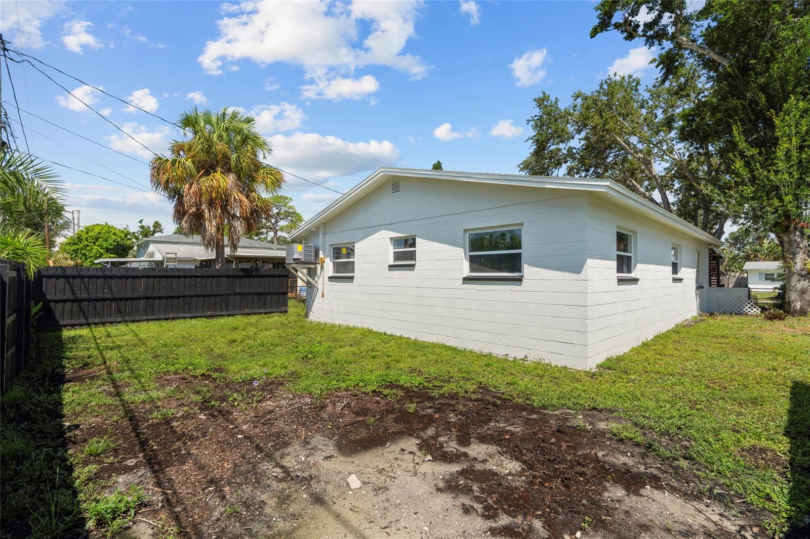 SHOREACRES CENTER - Residential