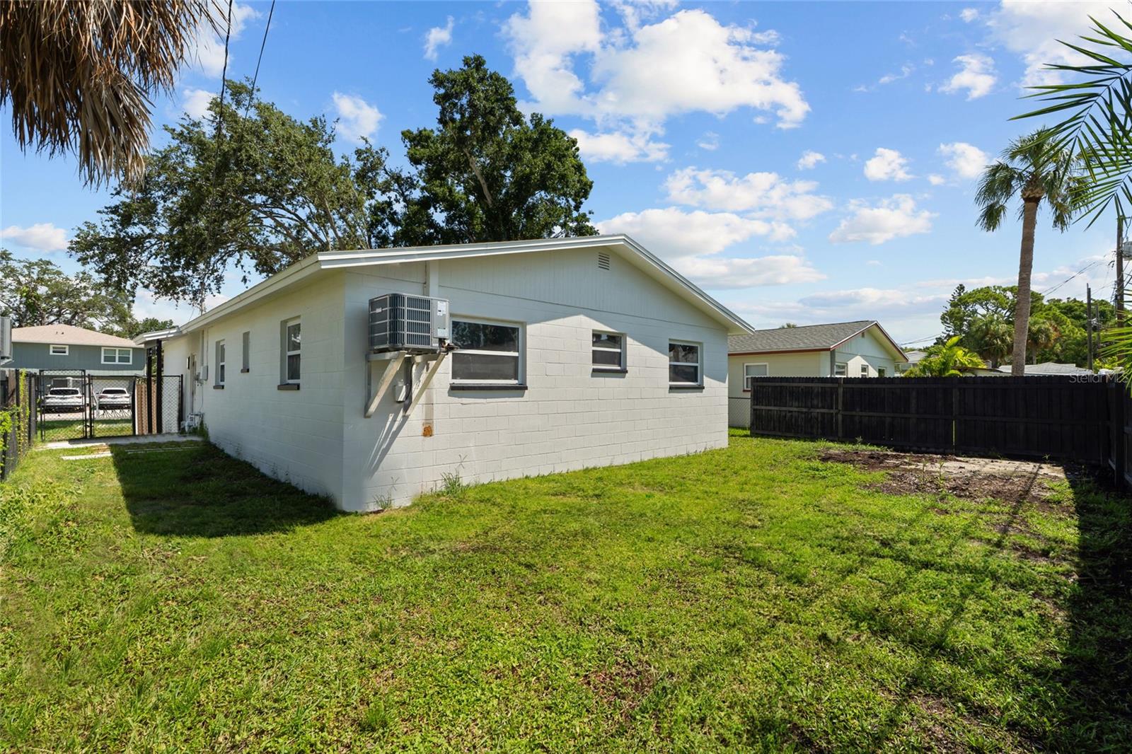 SHOREACRES CENTER - Residential