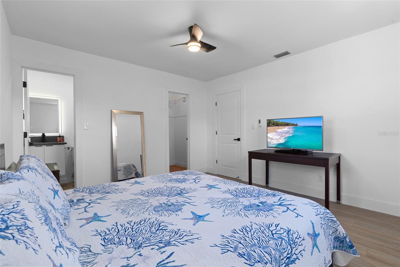 SHOREACRES CENTER - Residential