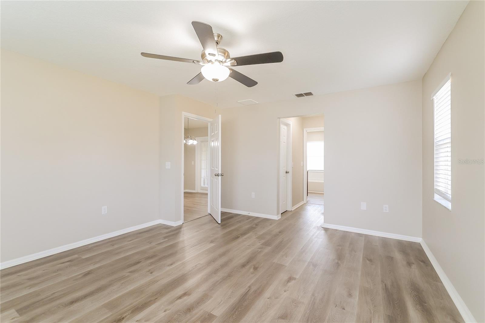 BERGEN POINTE ESTATES - Residential Lease