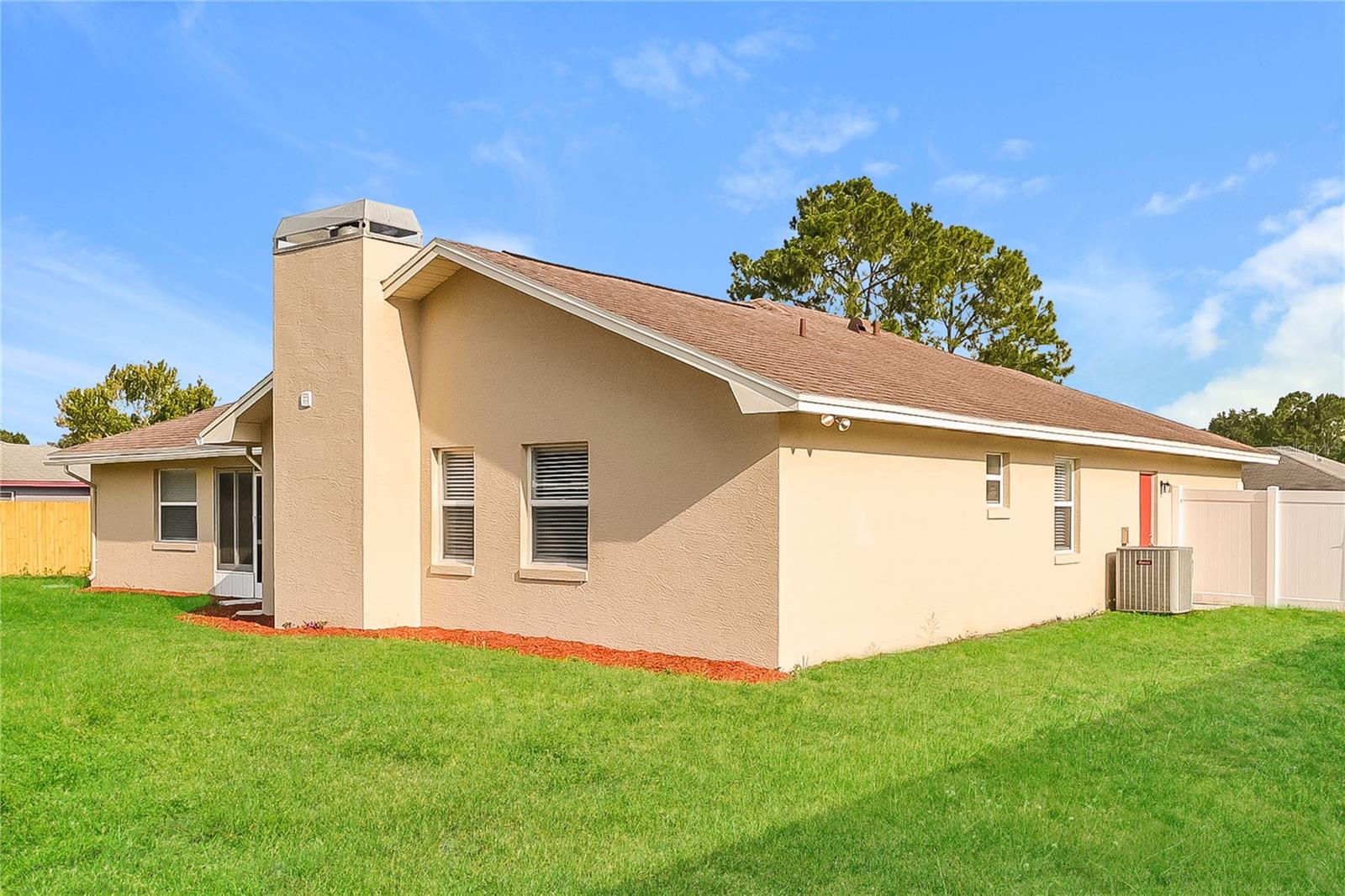 BERGEN POINTE ESTATES - Residential Lease