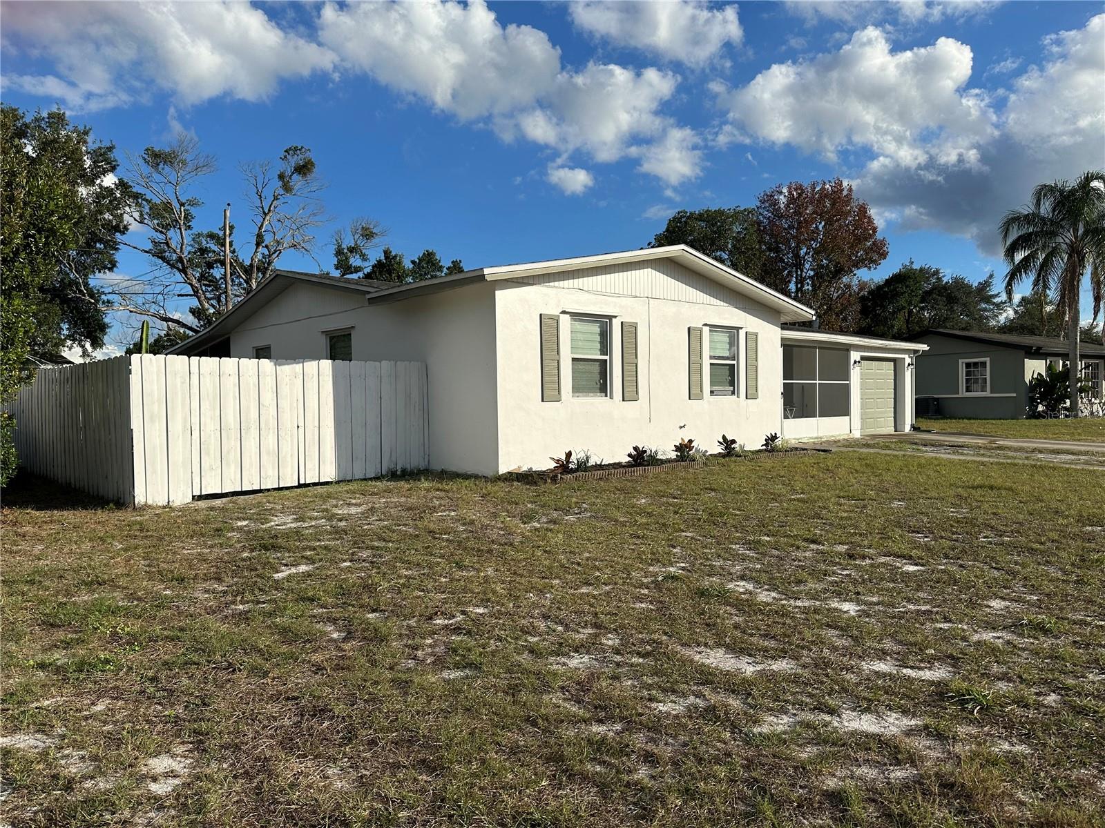 DELTONA LAKES UNIT 30 - Residential