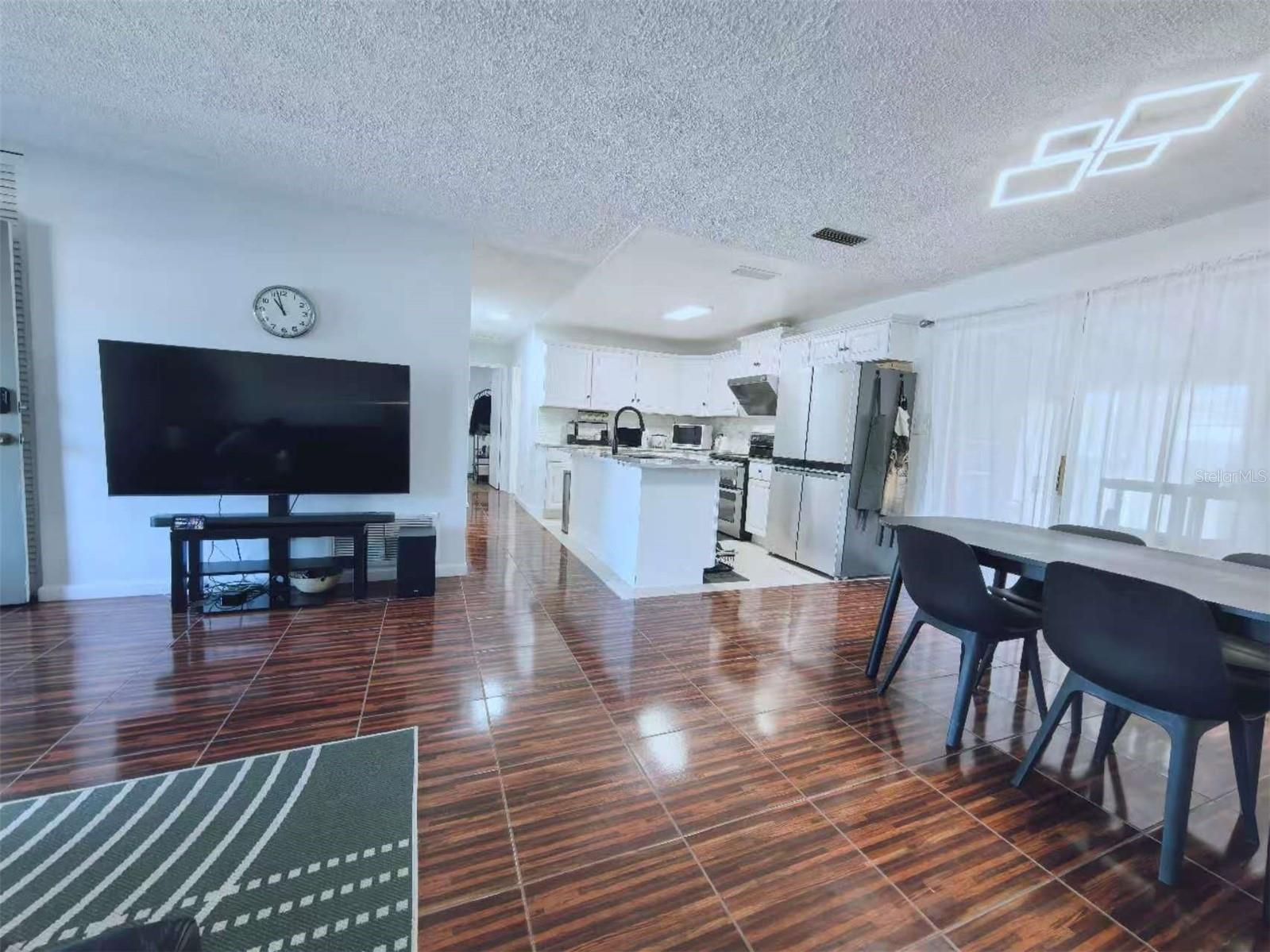 DELTONA LAKES UNIT 30 - Residential