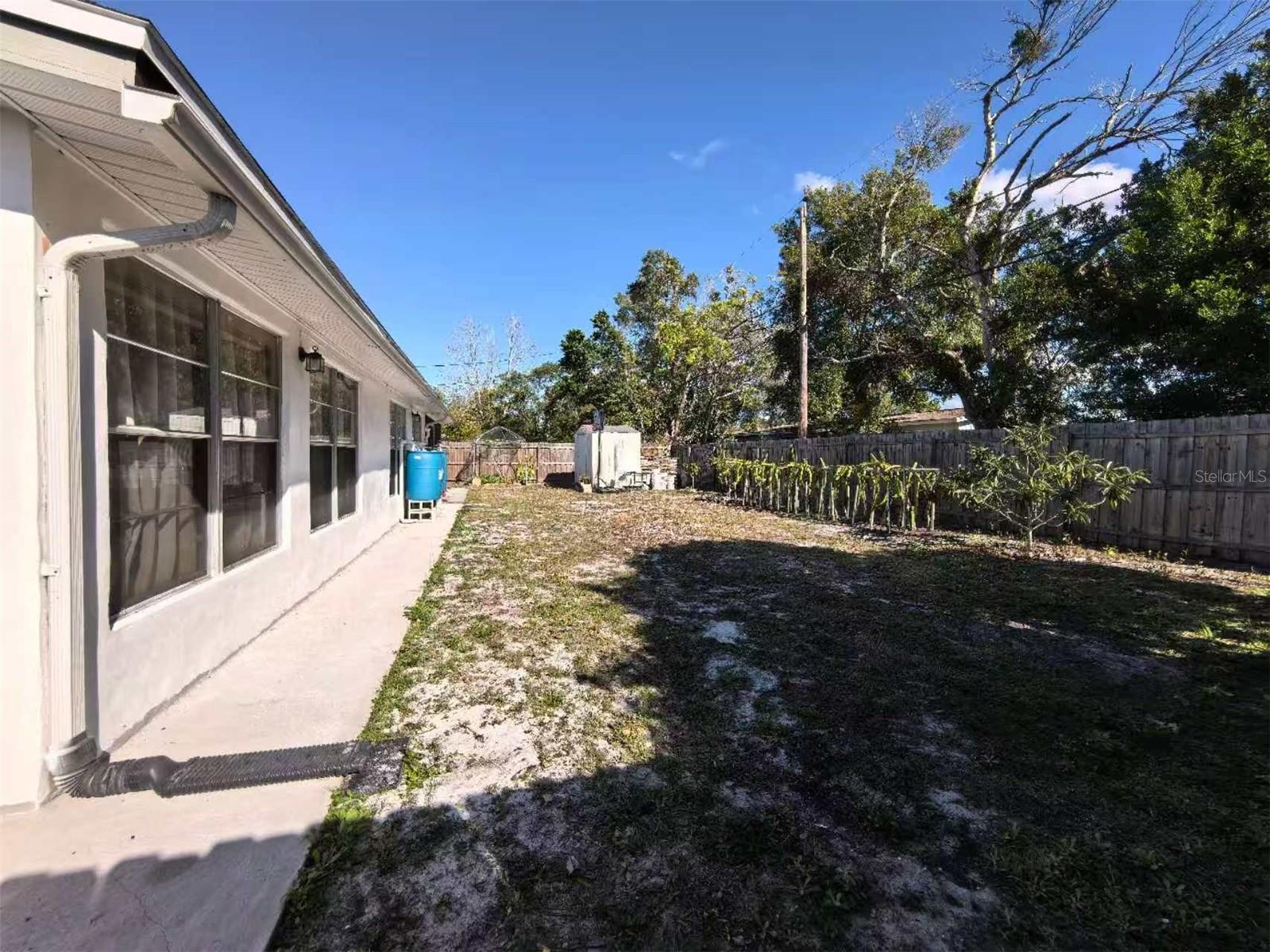 DELTONA LAKES UNIT 30 - Residential