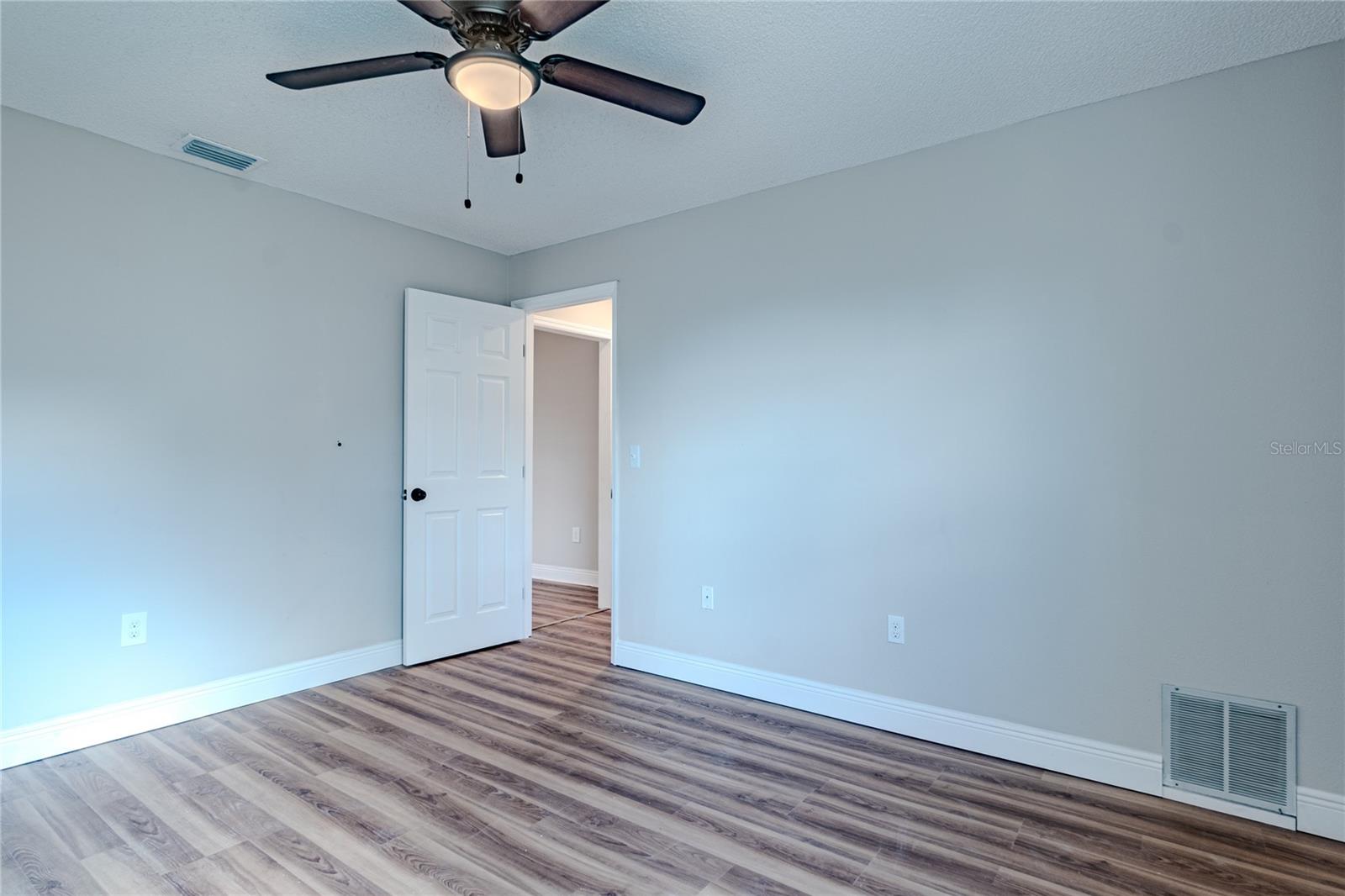 VILLAGE GREEN OF BRADENTON - Residential