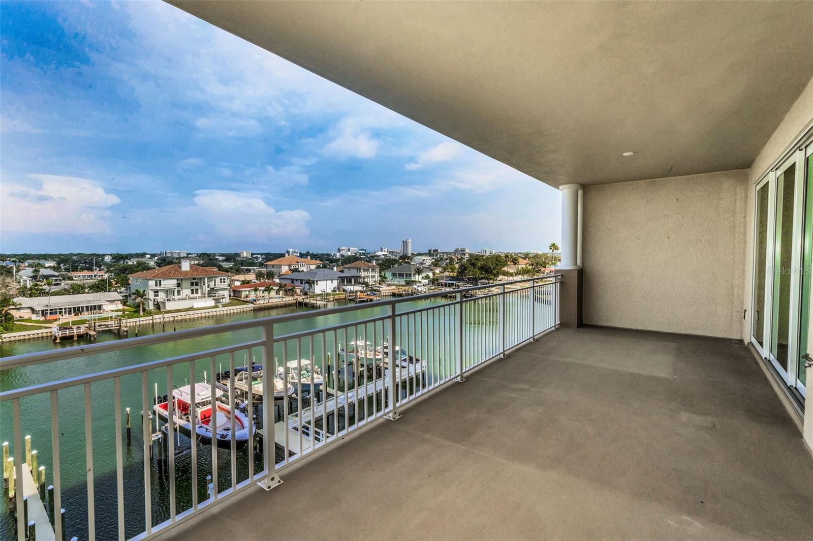 DOLPHIN HARBOUR CONDO - Residential Lease