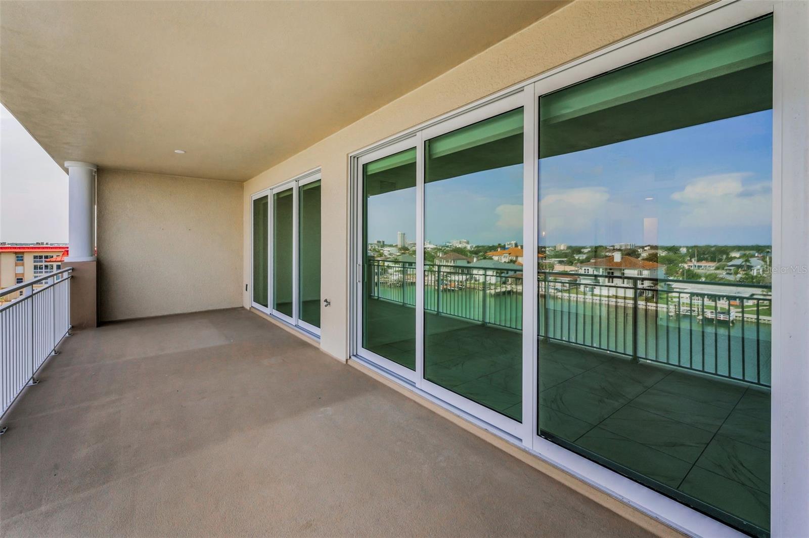 DOLPHIN HARBOUR CONDO - Residential Lease