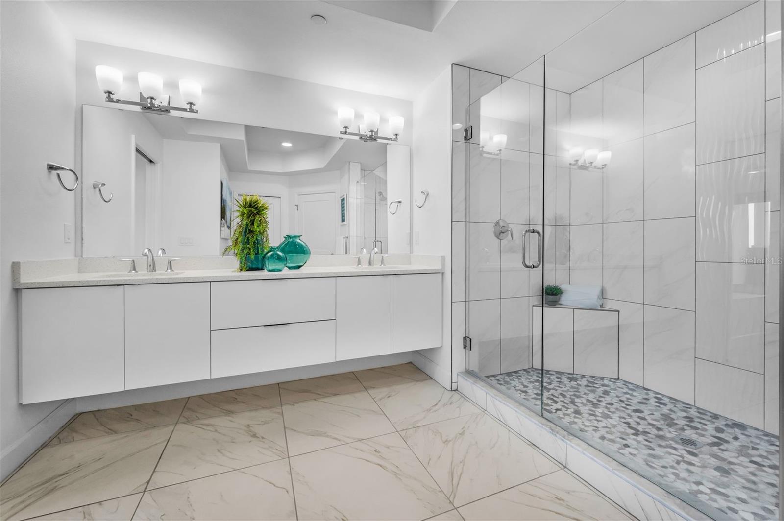 DOLPHIN HARBOUR CONDO - Residential Lease