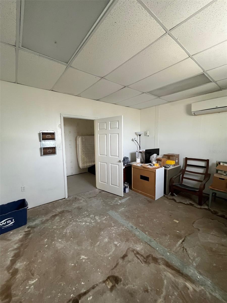 HIBISCUS GARDENS - Residential Income