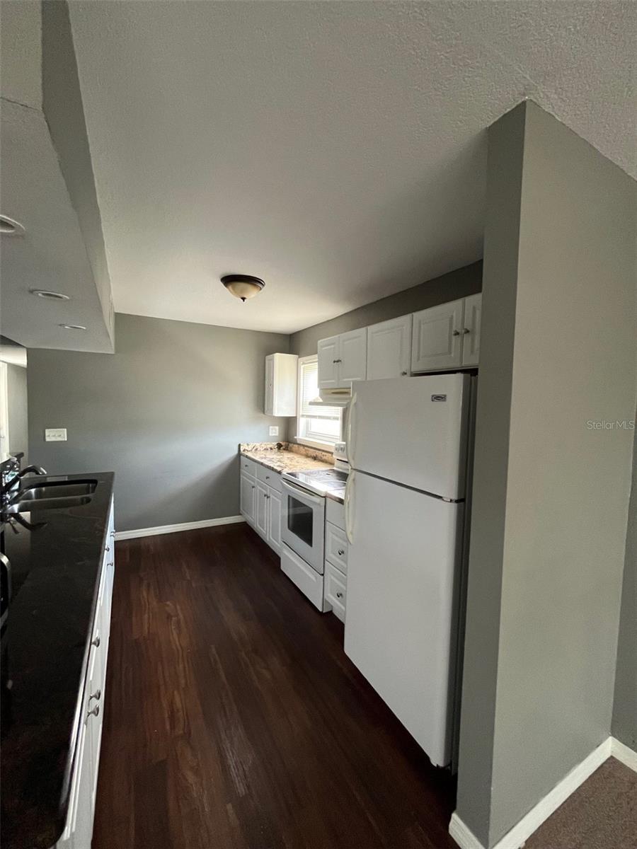 HIBISCUS GARDENS - Residential Income