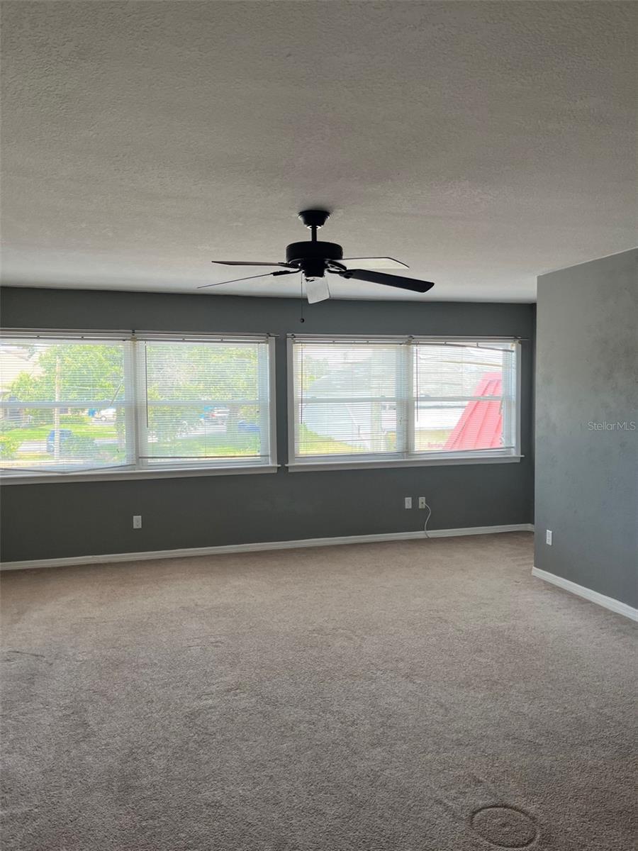 HIBISCUS GARDENS - Residential Income