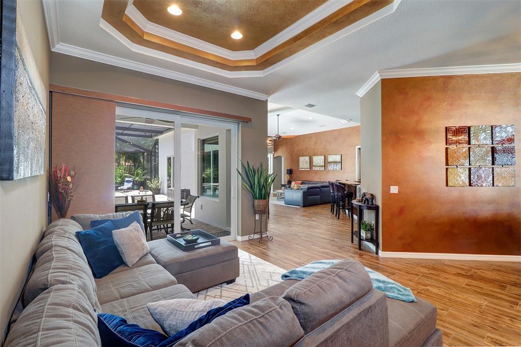 SNELL ISLE BRIGHTBAY - Residential