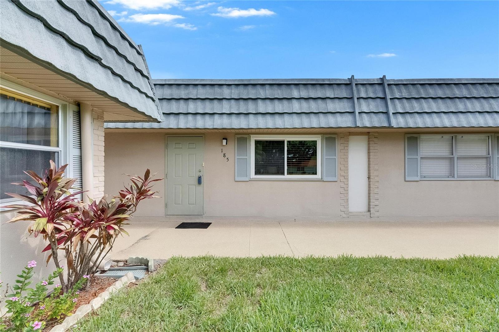 1802 BEDFORD TERRACE 185