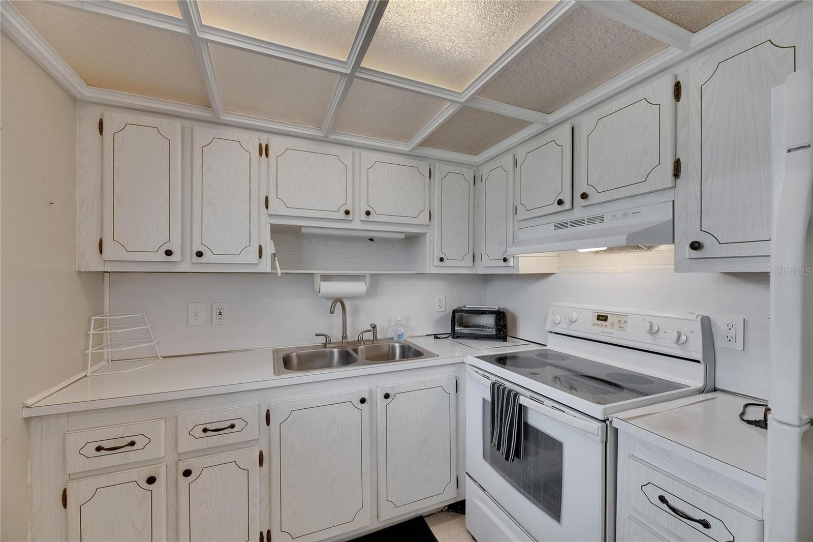 BEDFORD H CONDO - Residential