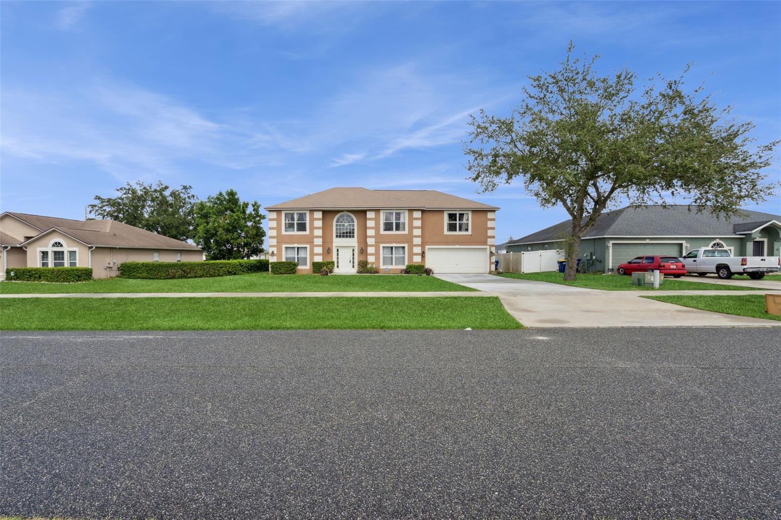 MASCOTTE DUKES LAKE PH 02 - Residential