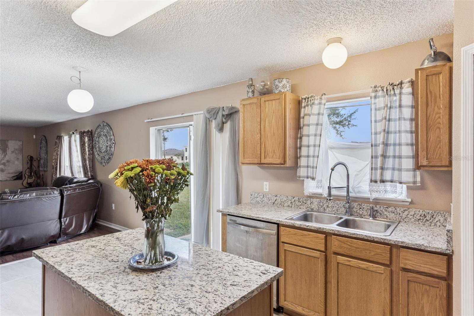 MASCOTTE DUKES LAKE PH 02 - Residential