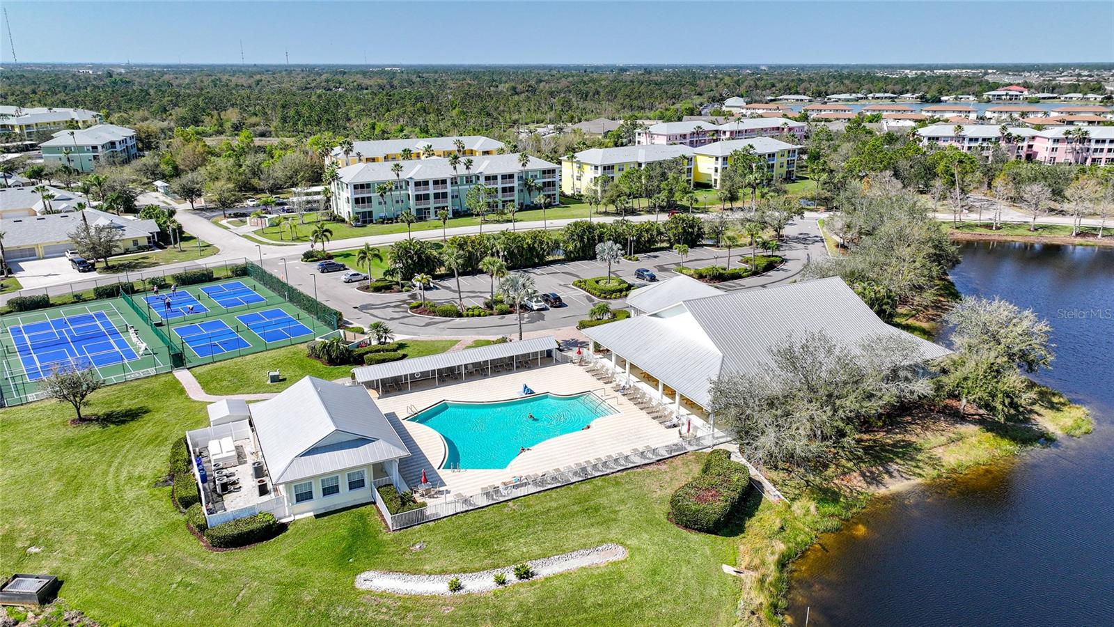 2061 WILLOW HAMMOCK CIRCLE 105