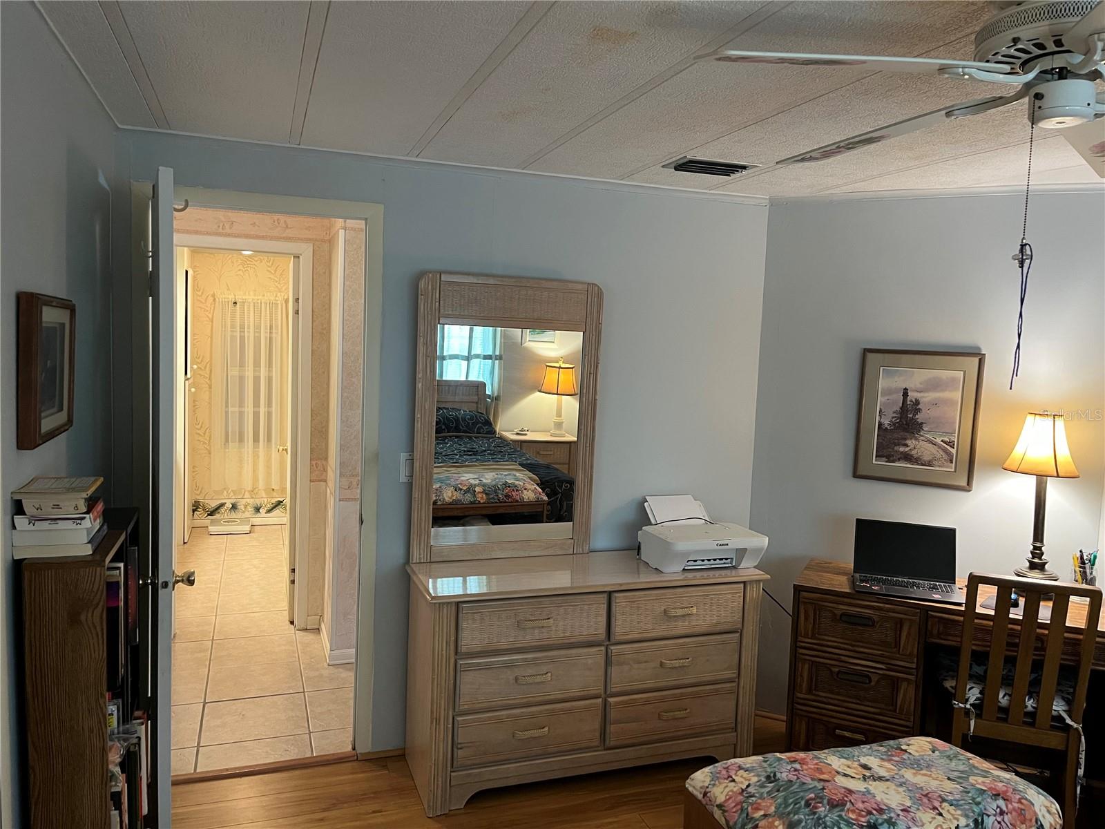 VENICE ISLE - Residential