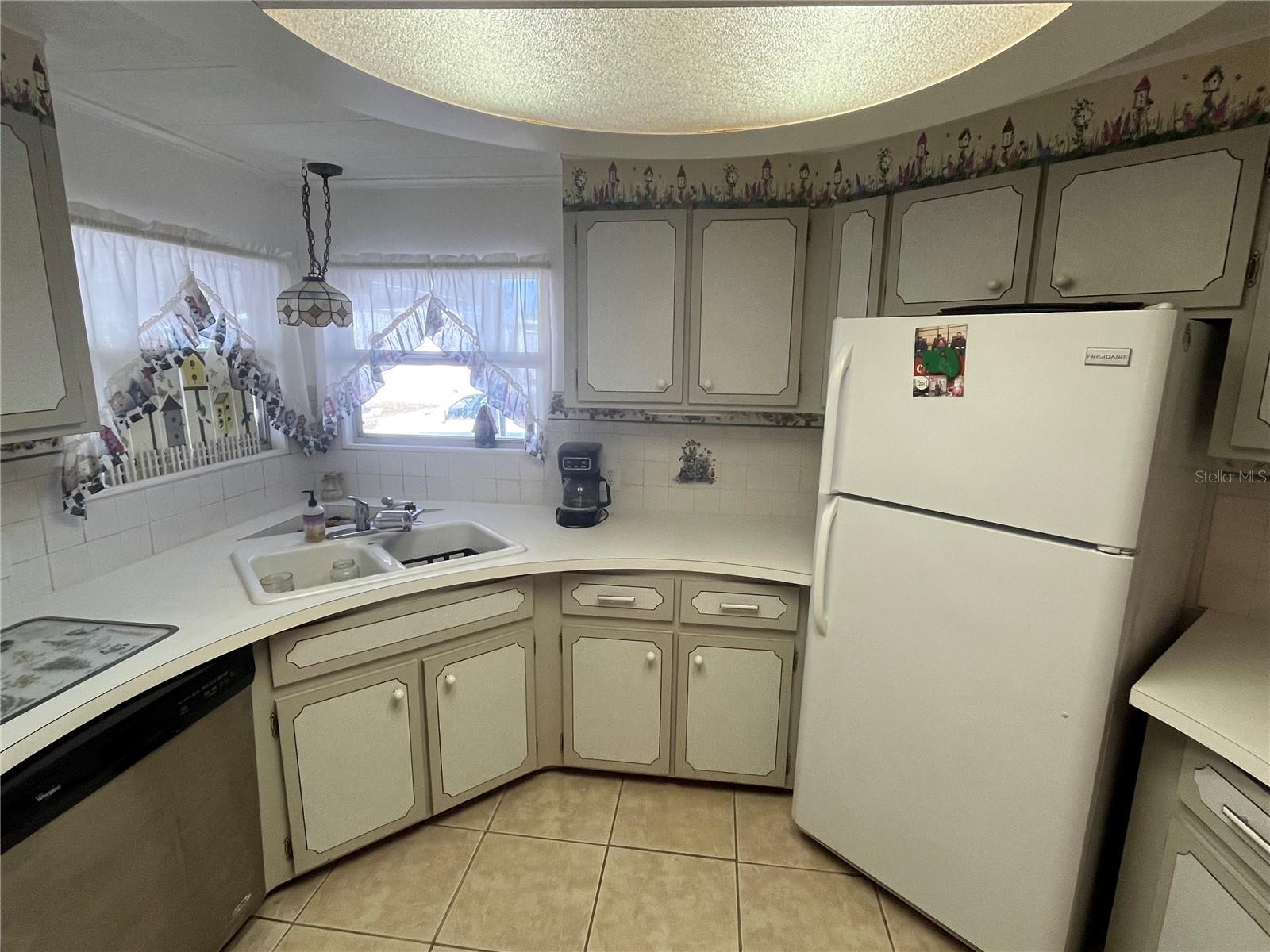 VENICE ISLE - Residential