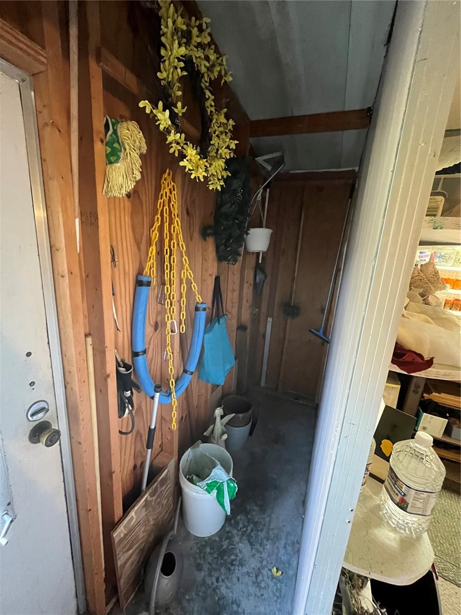 VENICE ISLE - Residential