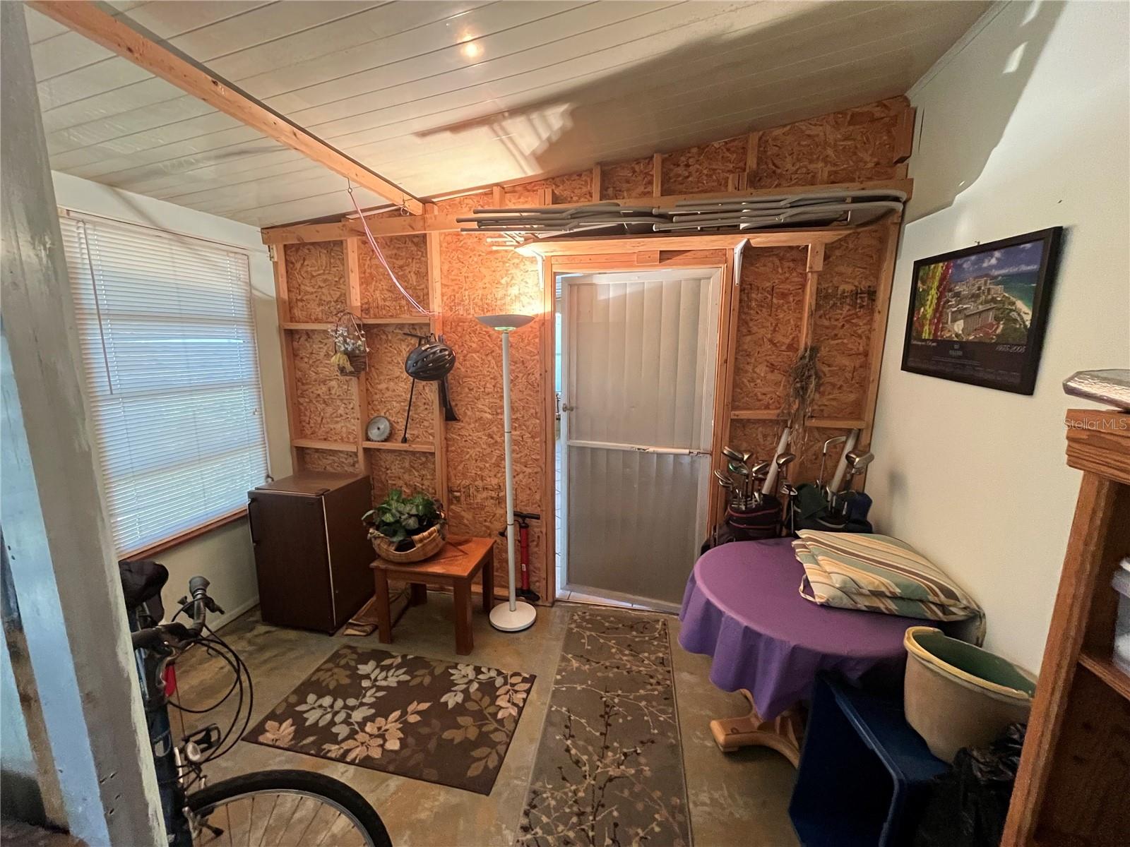 VENICE ISLE - Residential