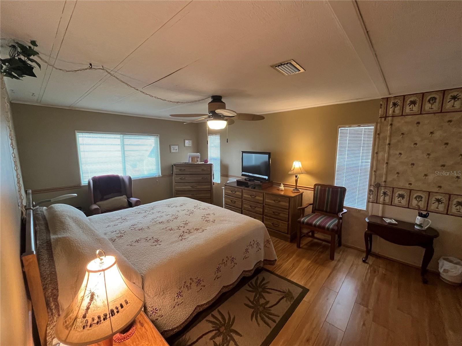 VENICE ISLE - Residential