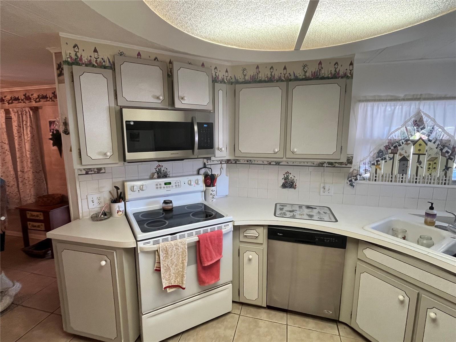 VENICE ISLE - Residential