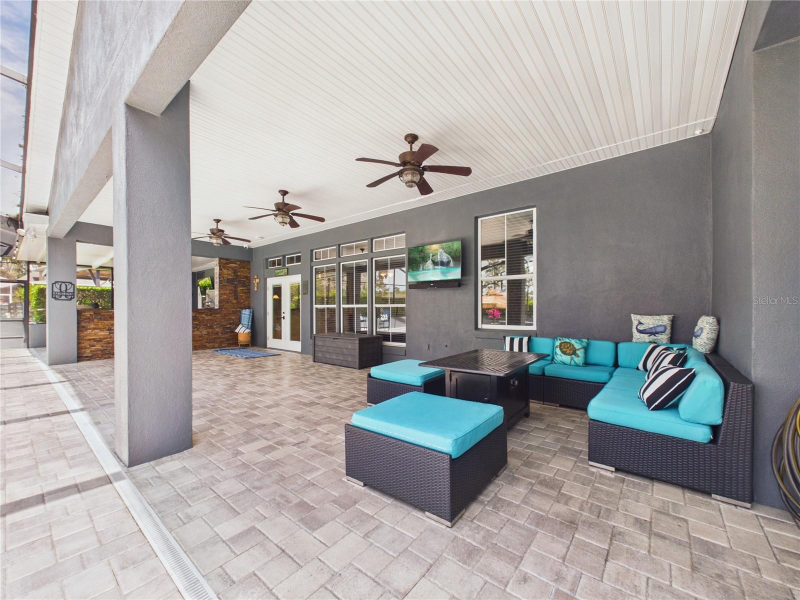 SHADY ROAD ACRES - Residential