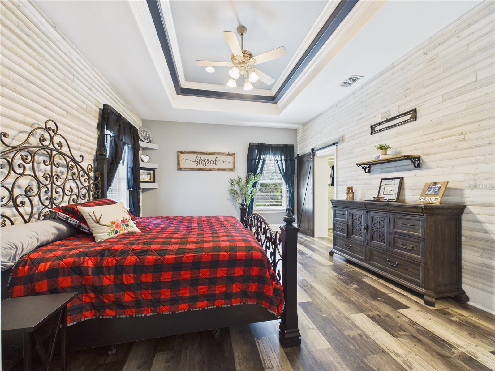 SHADY ROAD ACRES - Residential