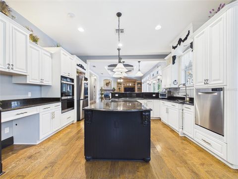 Tiny photo for 2215 SW 80th Street, Ocala, FL 34476 (MLS # OM721218)