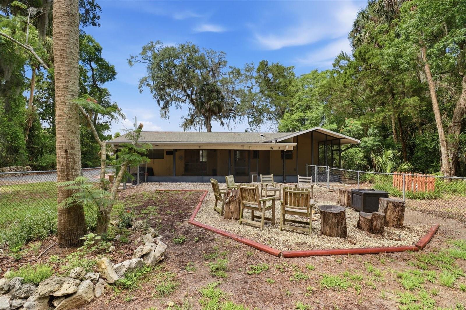 WOODLAND ESTATES - Residential
