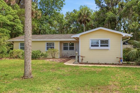 Photo of 1510 NW 22nd Street, Crystal River, FL 34428 (MLS # OM724187)