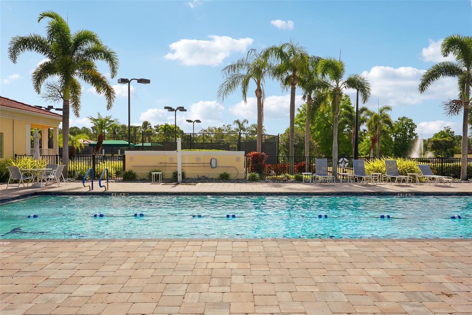 VILLAGEWALK - Residential