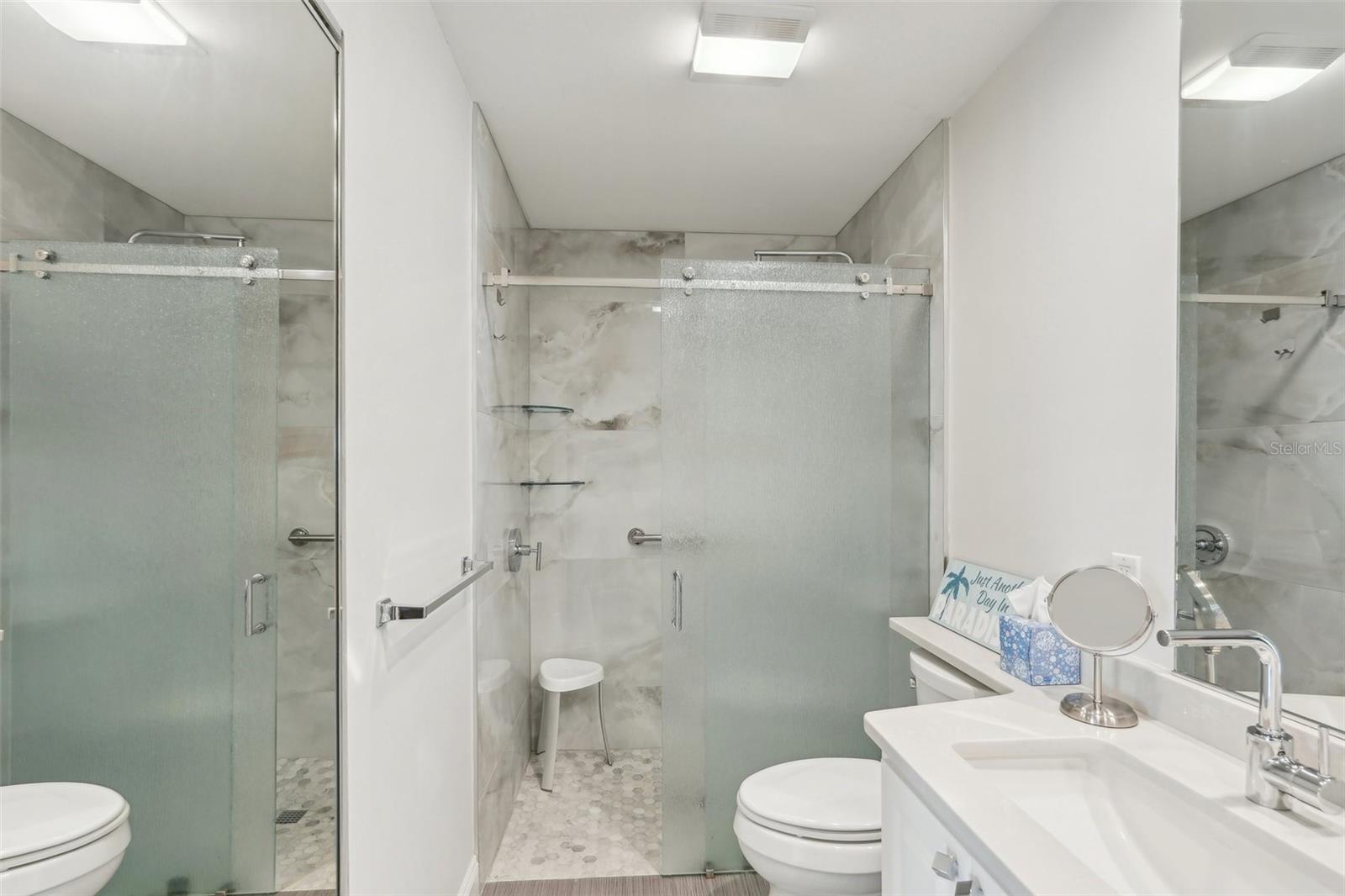 VILLAGEWALK - Residential