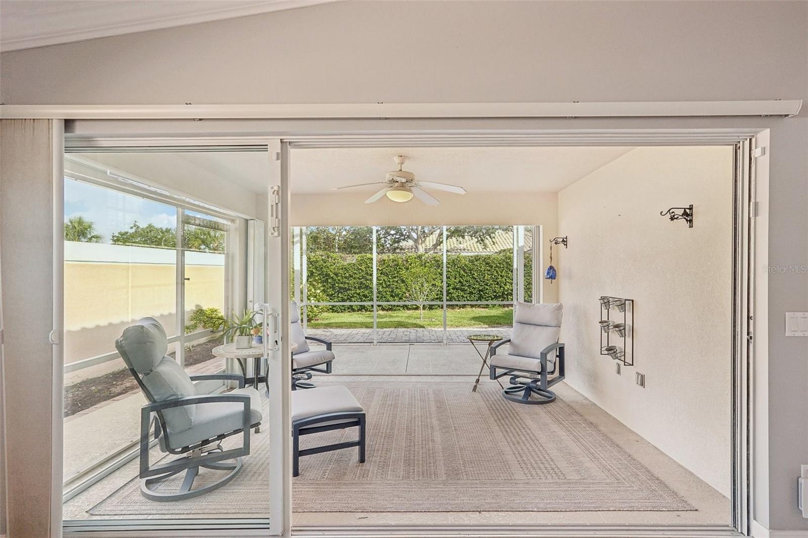 VILLAGEWALK - Residential