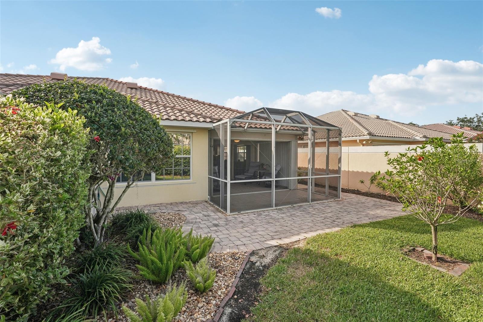 VILLAGEWALK - Residential