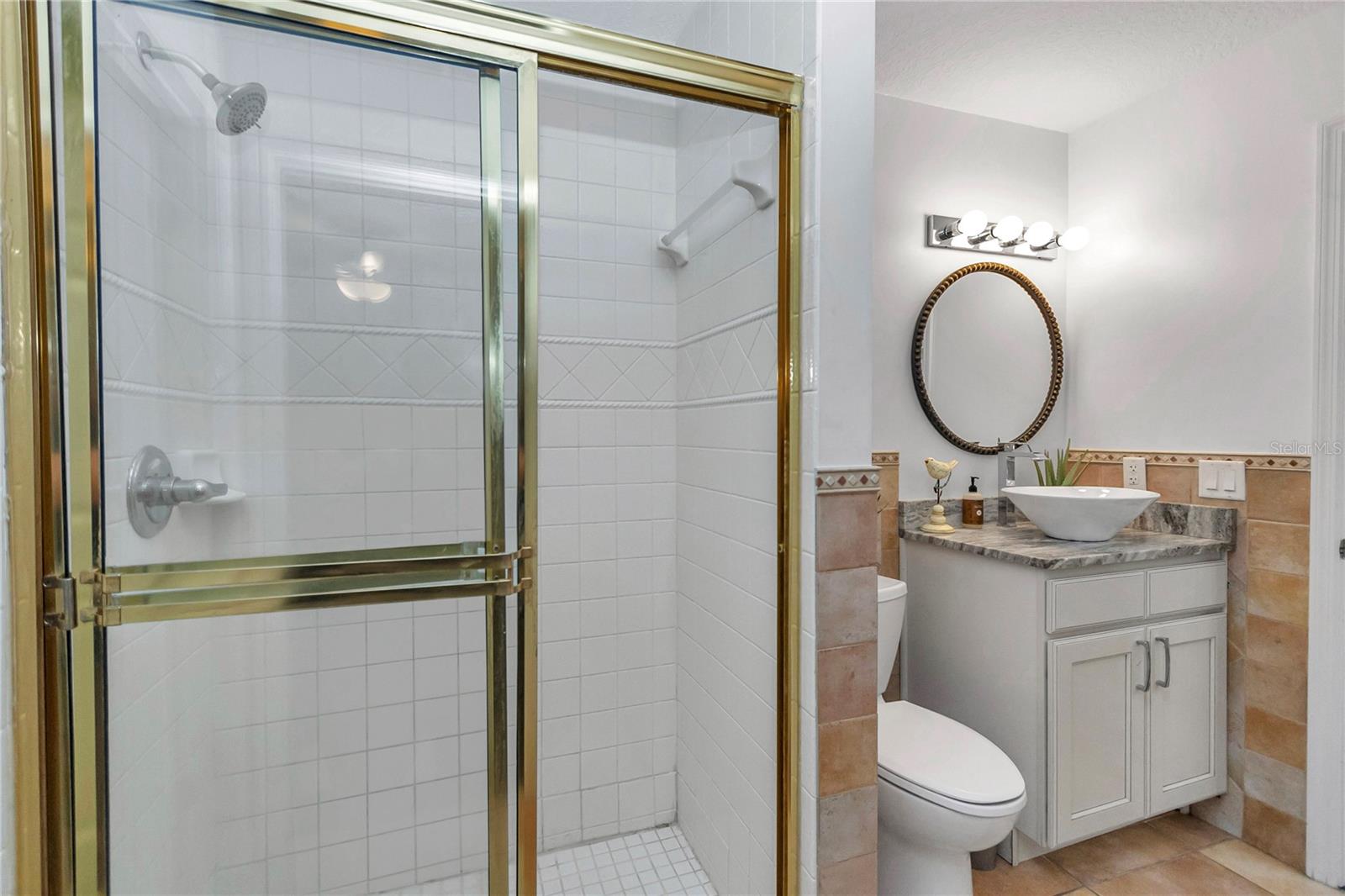 AVONDALE - Residential