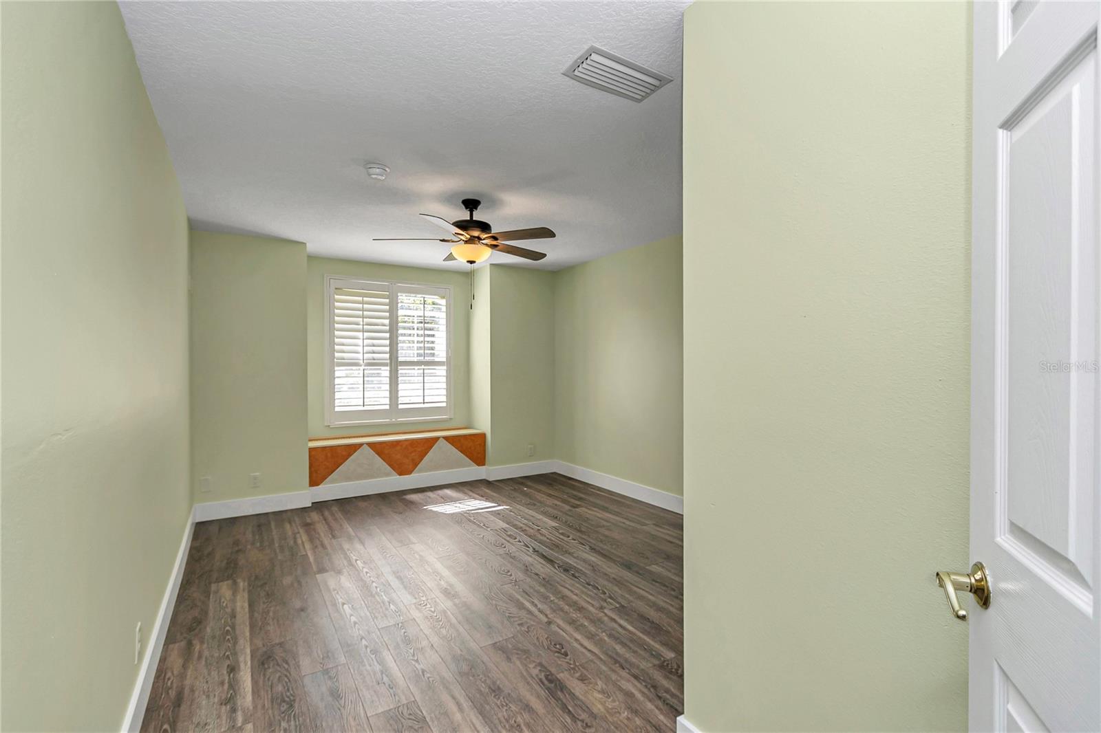 AVONDALE - Residential