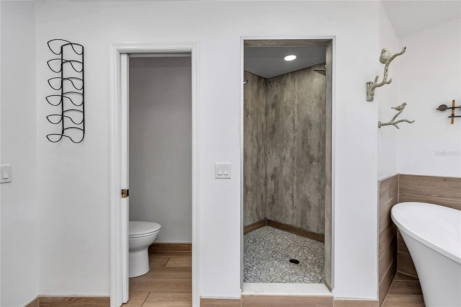 AVONDALE - Residential