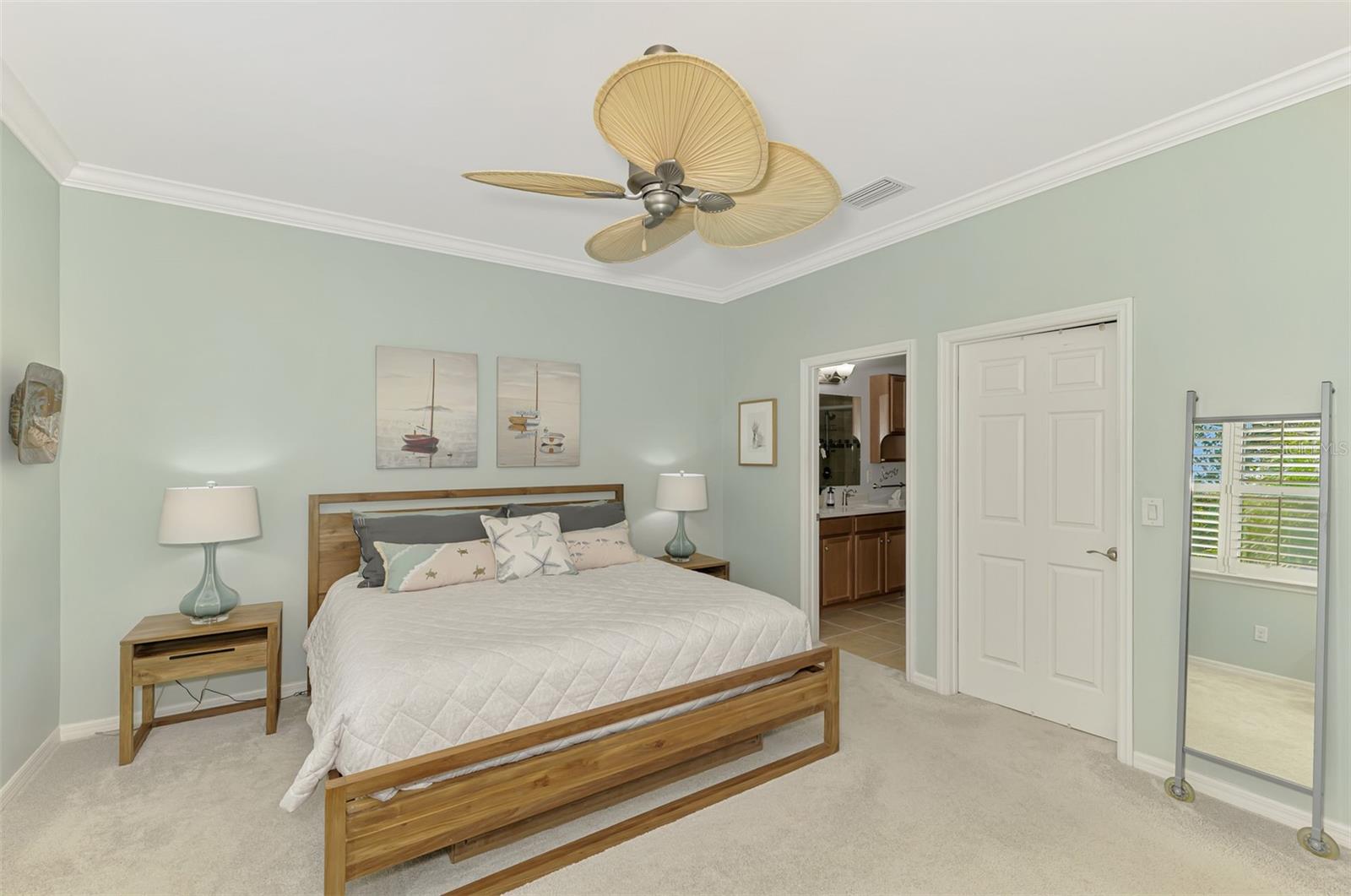 VENTURA VILLAGE - Residential