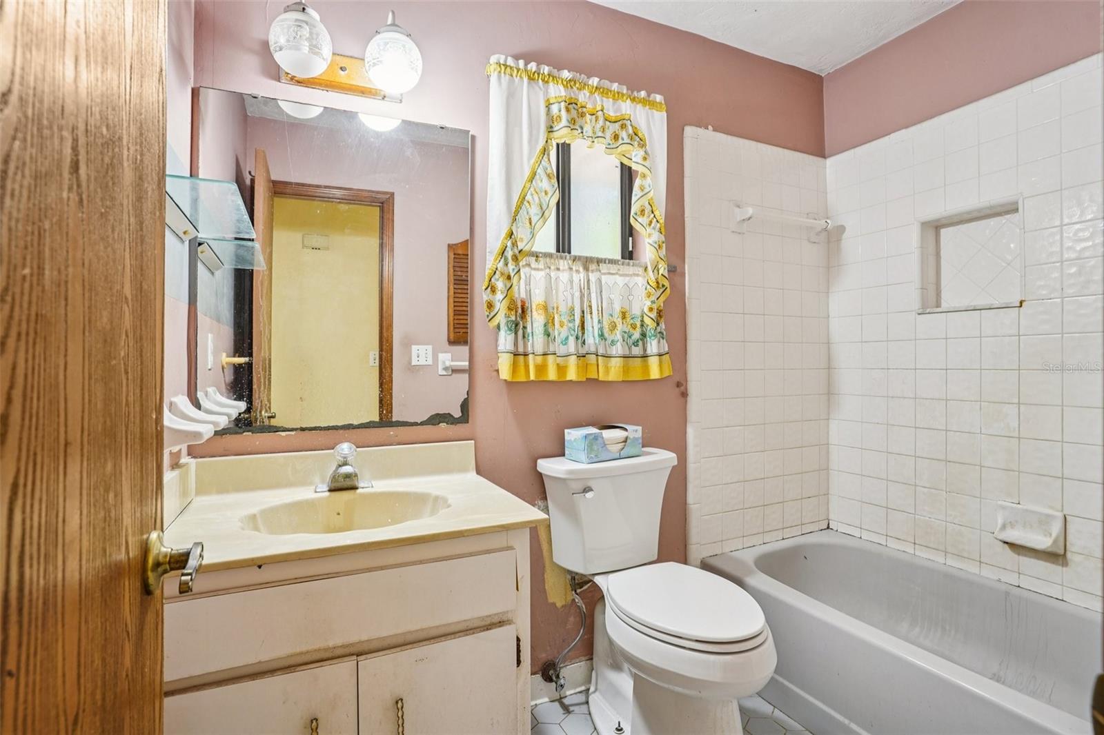 DELTONA LAKES UNIT 07 - Residential