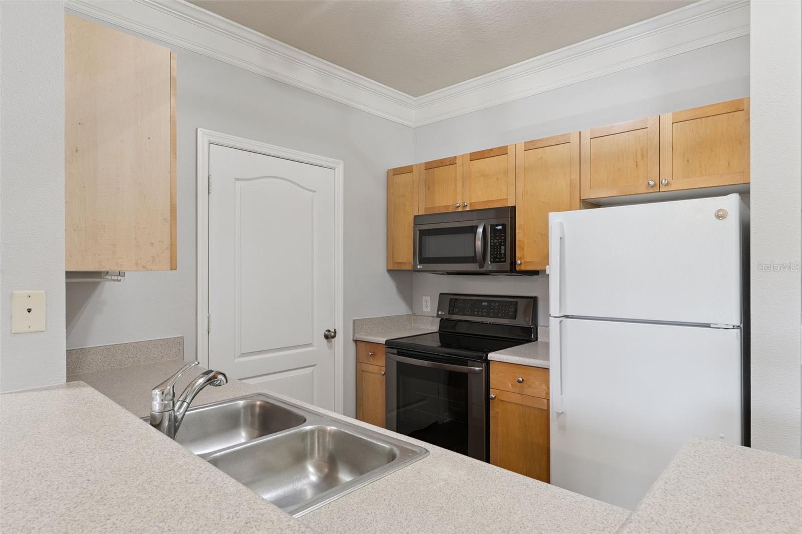 MIRABELLA BLDG #17 - Residential