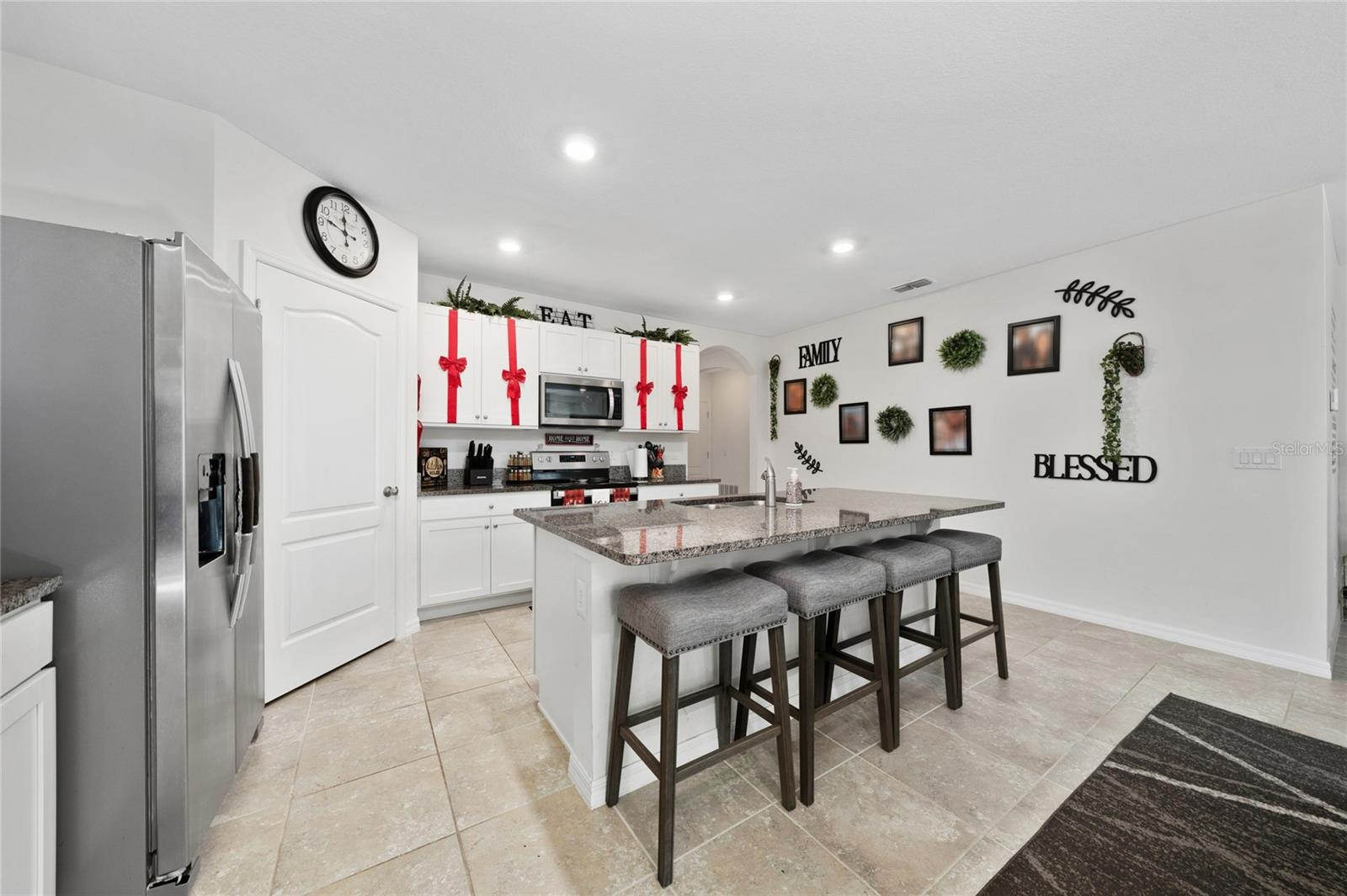 LAKE GLEASON RESERVE - Residential