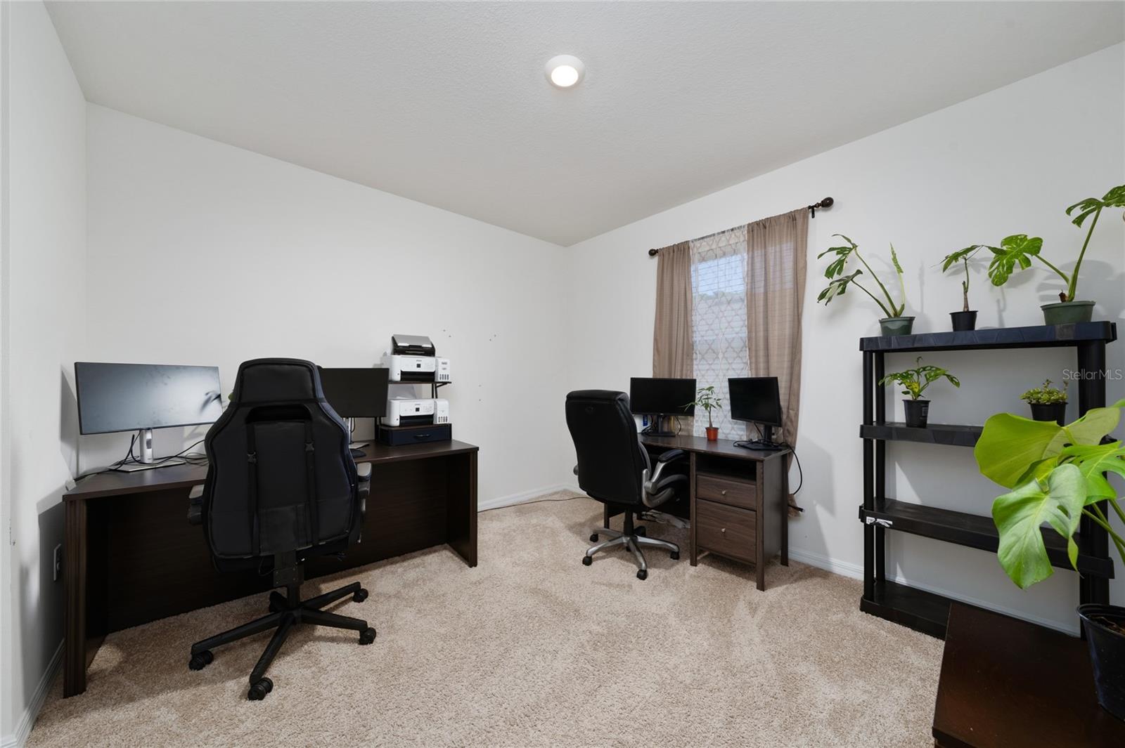 LAKE GLEASON RESERVE - Residential