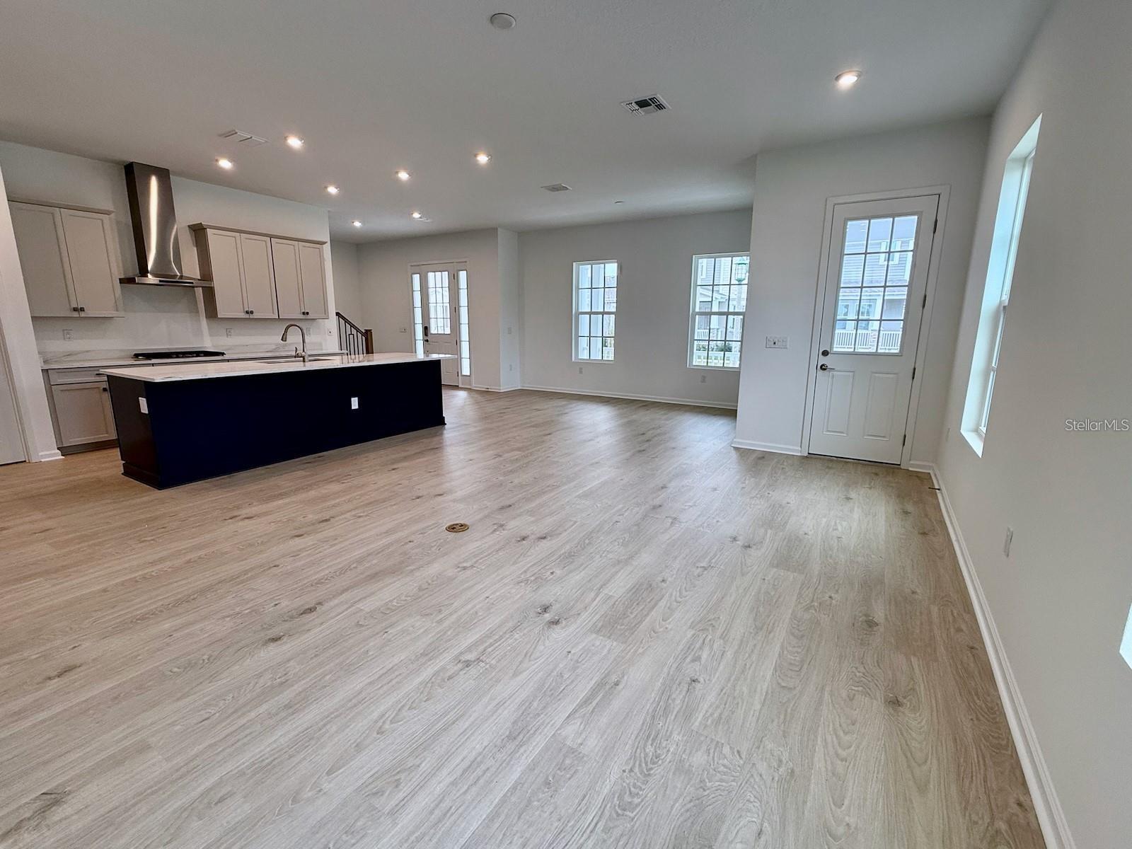 CELEBRATION ISLAND VILLAGE - Residential Lease