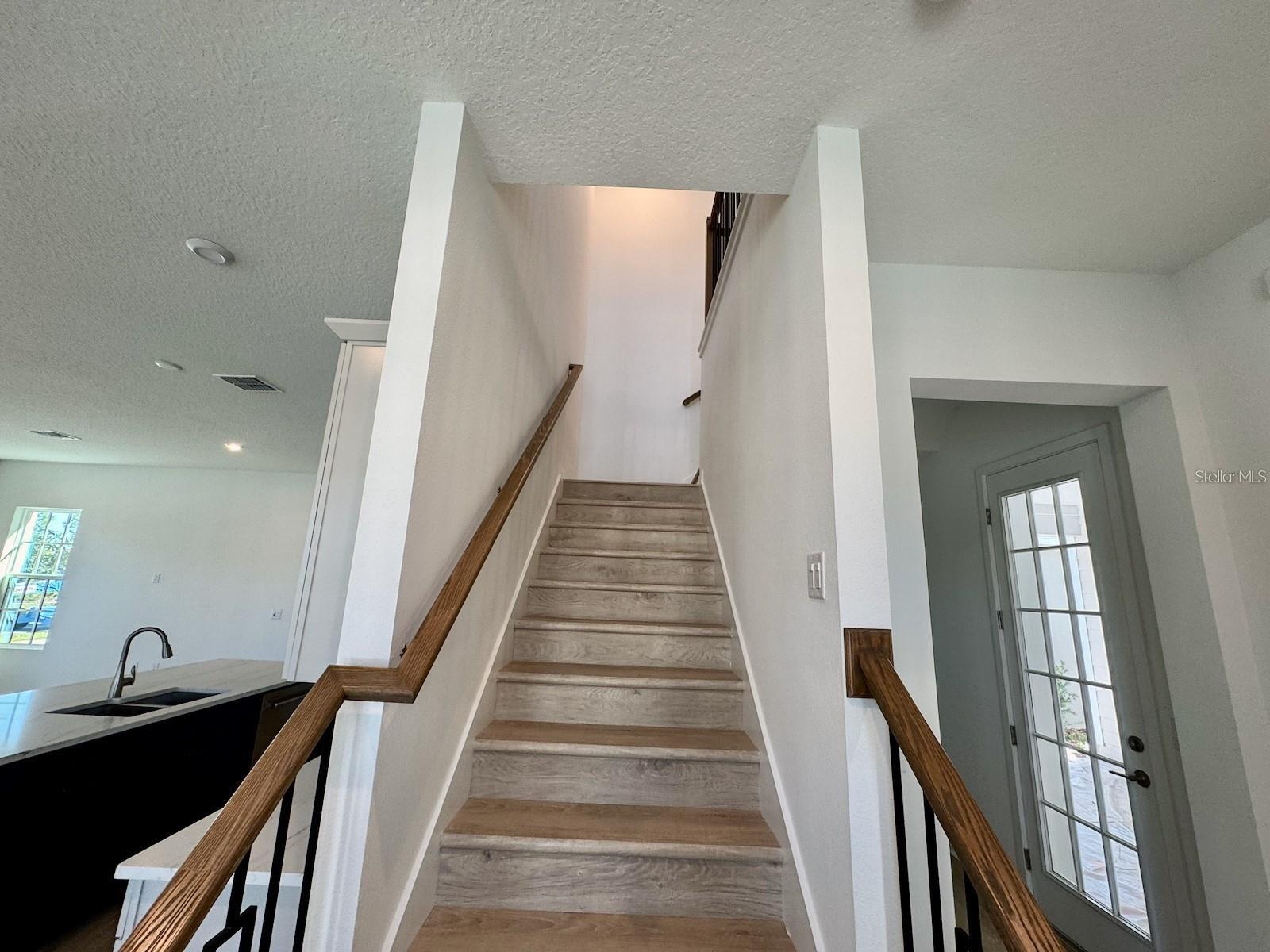 CELEBRATION ISLAND VILLAGE - Residential Lease